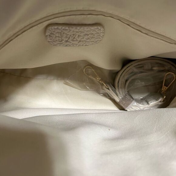 NWOT I M Heart Handbag Women's 15"x 10" Multicolor Floral Vinyl Croc Embossed - Picture 14 of 14